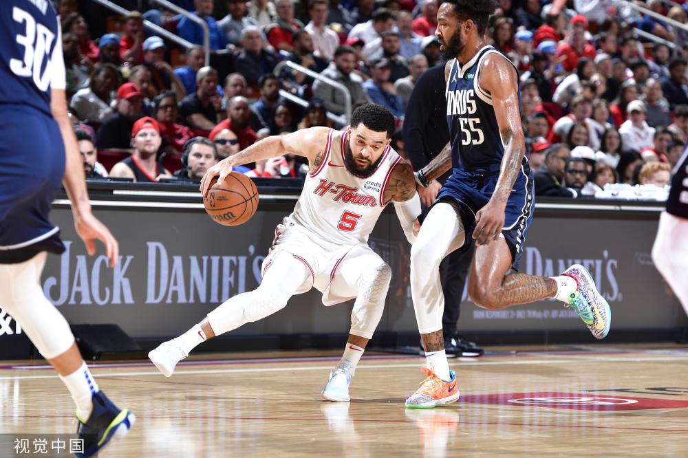 在他身上 在他身上